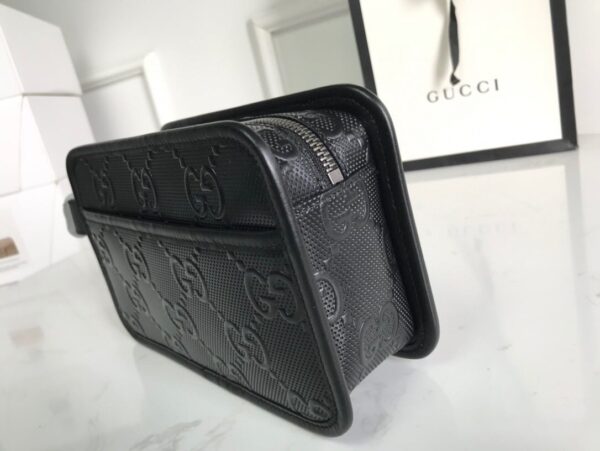 1:1 Replica Gucci GG Embossed Cosmetic Case Black GG Embossed For Men  9in/23cm GG495