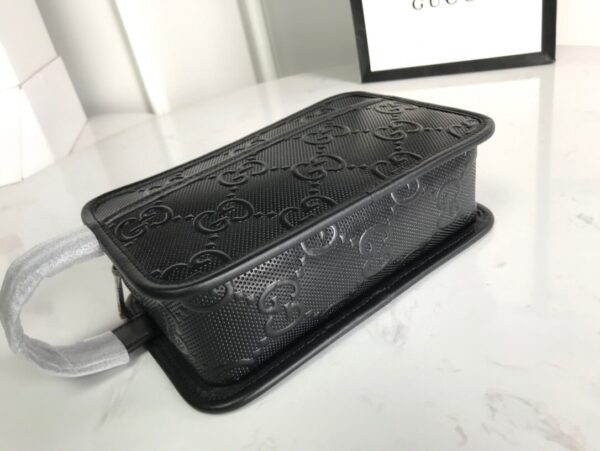 1:1 Replica Gucci GG Embossed Cosmetic Case Black GG Embossed For Men  9in/23cm GG495