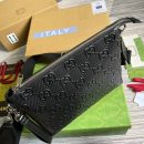 1:1 Replica Gucci GG Embossed Medium Messenger Bag Black GG Embossed For Men 12in/31cm GG 696009 1W3CN 1000