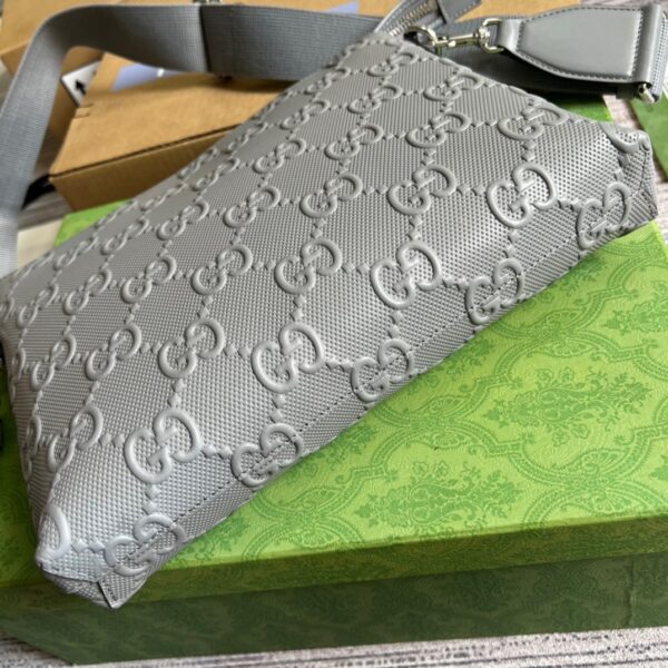 1:1 Replica Gucci GG Embossed Medium Messenger Bag Grey GG Embossed For Men 12in/31cm GG