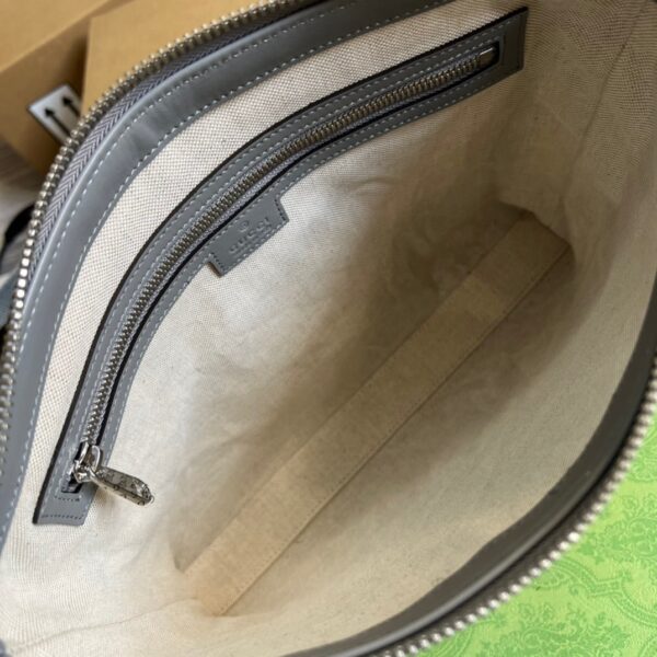 1:1 Replica Gucci GG Embossed Medium Messenger Bag Grey GG Embossed For Men 12in/31cm GG