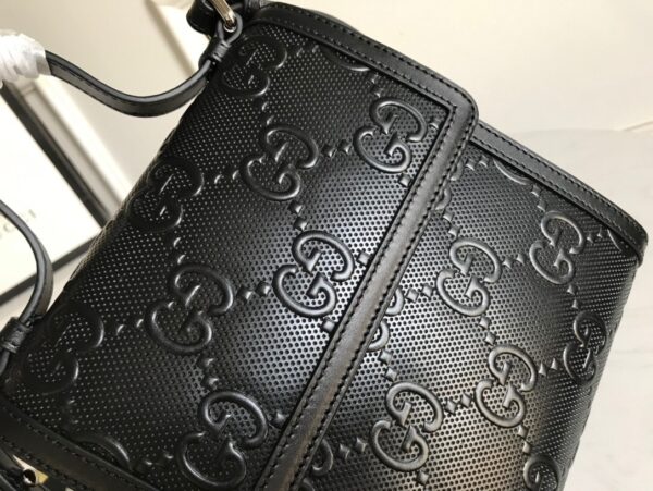 1:1 Replica Gucci GG Embossed Messenger Bag Black GG Embossed For Men 8.1in/20.5cm GG 625782 1W3AN 1000465