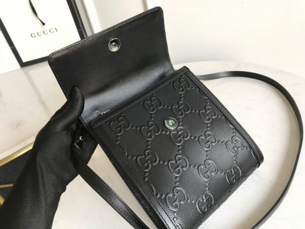 1:1 Replica Gucci GG Embossed Messenger Bag Black GG Embossed For Men 8.1in/20.5cm GG 625782 1W3AN 1000465