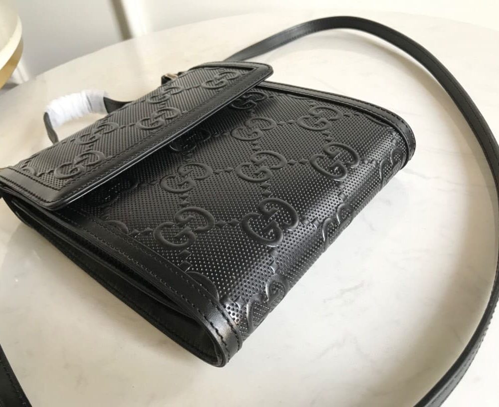1:1 Replica Gucci GG Embossed Messenger Bag Black GG Embossed For Men 8.1in/20.5cm GG 625782 1W3AN 1000465