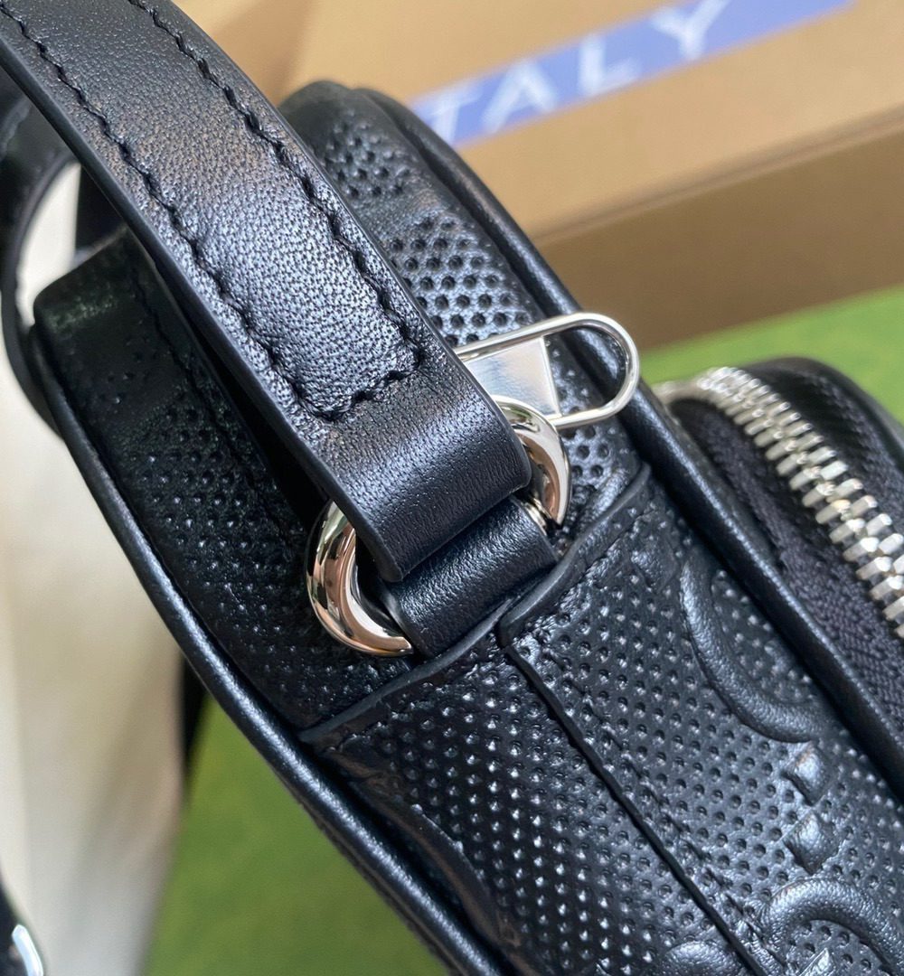 1:1 Replica Gucci GG Embossed Mini Bag Black GG Embossed For Men 6.7in/17cm GG 658553 1W3AN 1000