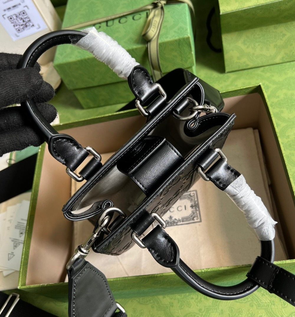 1:1 Replica Gucci GG Embossed Mini Tote Bag Black GG Embossed For Men  7.9in/20cm GG 696010 1W3CN 1000