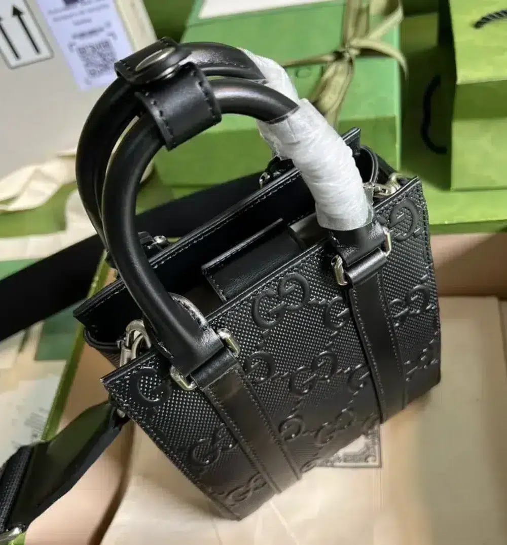 1:1 Replica Gucci GG Embossed Mini Tote Bag Black GG Embossed For Men 7.9in/20cm GG 696010 1W3CN 1000