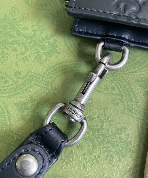 1:1 Replica Gucci GG Embossed Pouch Black GG Embossed For Men 12in/30cm GG