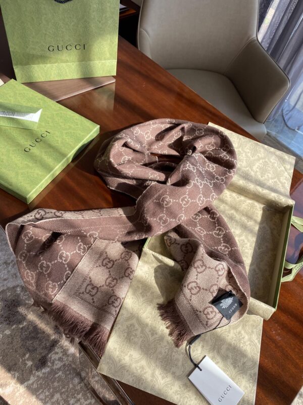 Gucci GG Lamé Lacquard Stole Scarf Brown 71in/180cm