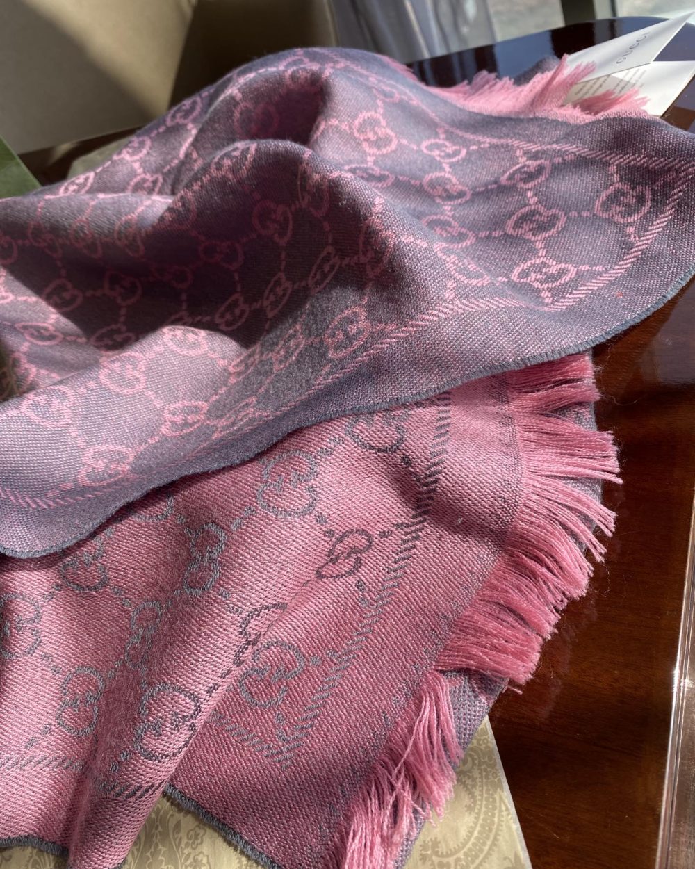 Gucci GG Lamé Lacquard Stole Scarf Pink 71in/180cm 