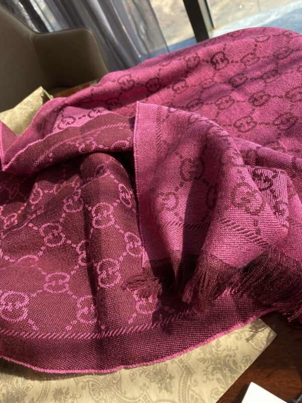 Gucci GG Lamé Lacquard Stole Scarf Purple 71in/180cm