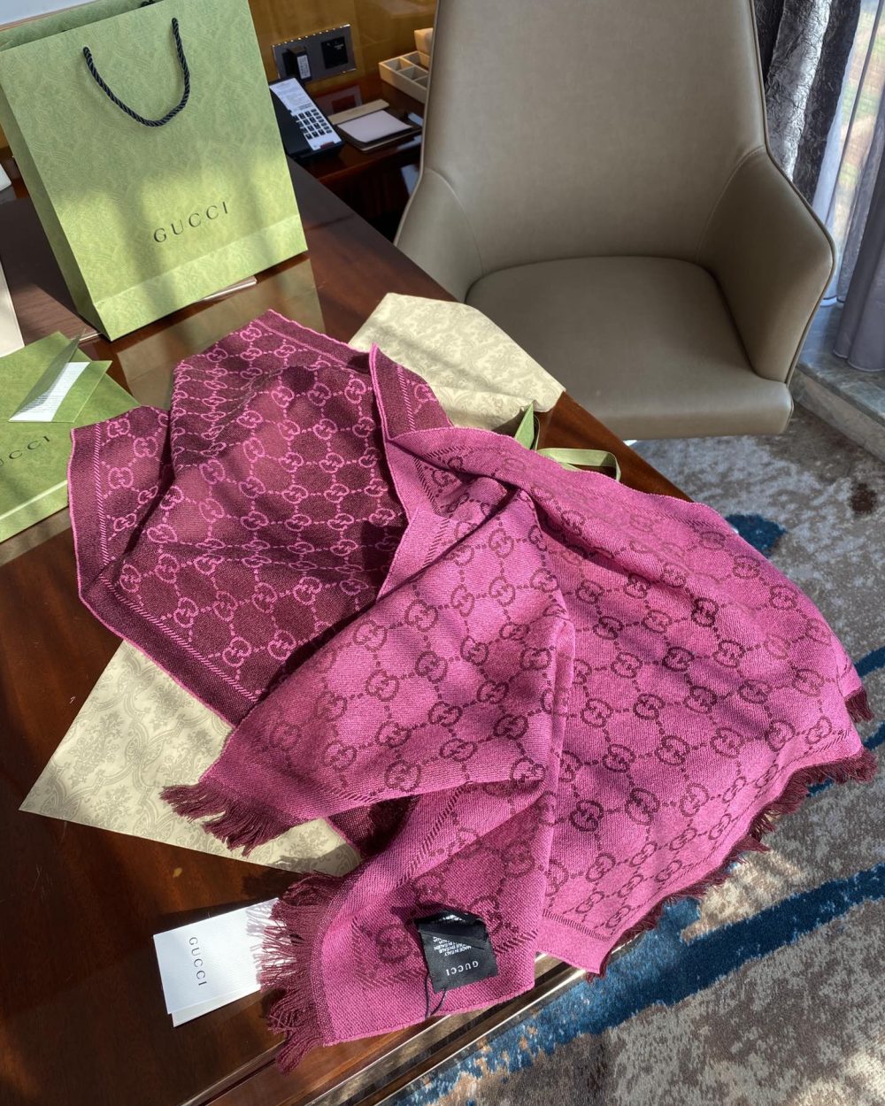 Gucci GG Lamé Lacquard Stole Scarf Purple 71in/180cm 