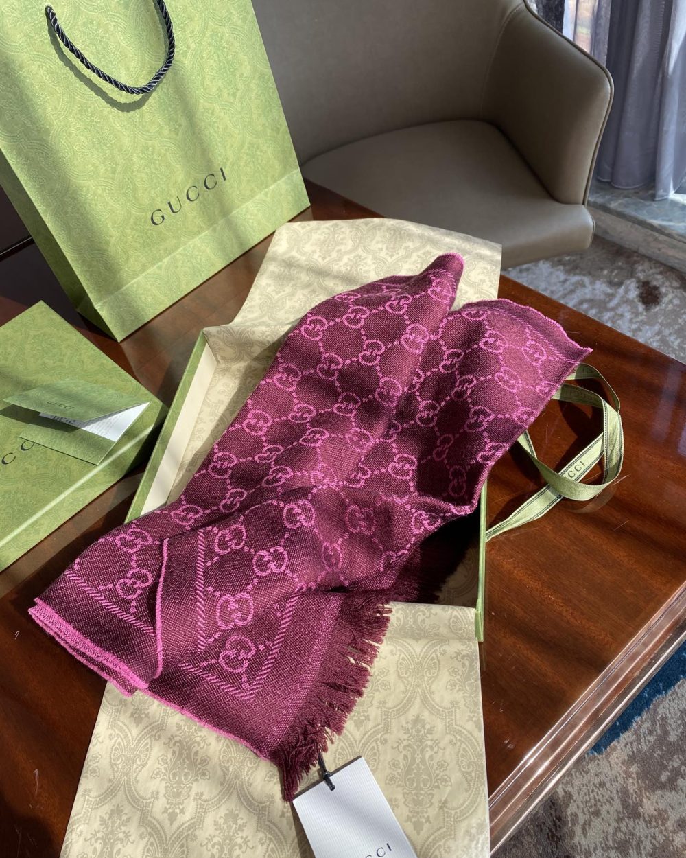 Gucci GG Lamé Lacquard Stole Scarf Purple 71in/180cm 