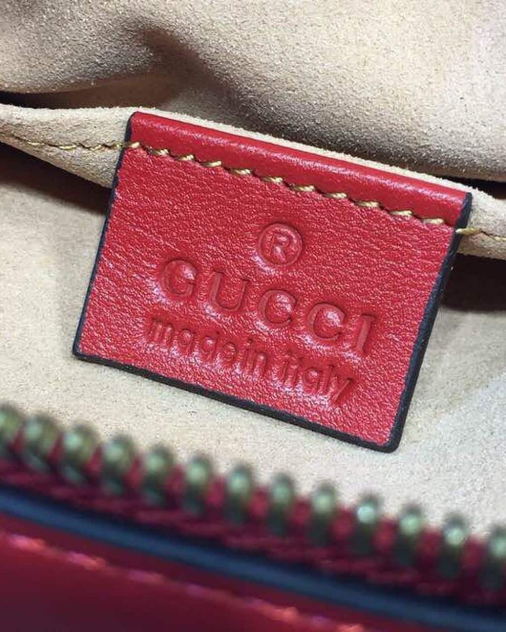 1:1 Replica Gucci GG Marmont Matelassé Mini Bag Hibiscus Red Matelassé Chevron For Women 7in/18cm GG