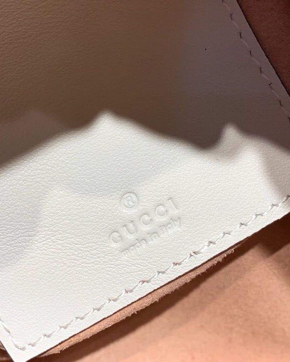 1:1 Replica Gucci GG Marmont Mini Bucket Bag White Matelassé Chevron For Women 6in/13cm GG 575163 DTDRT 9022