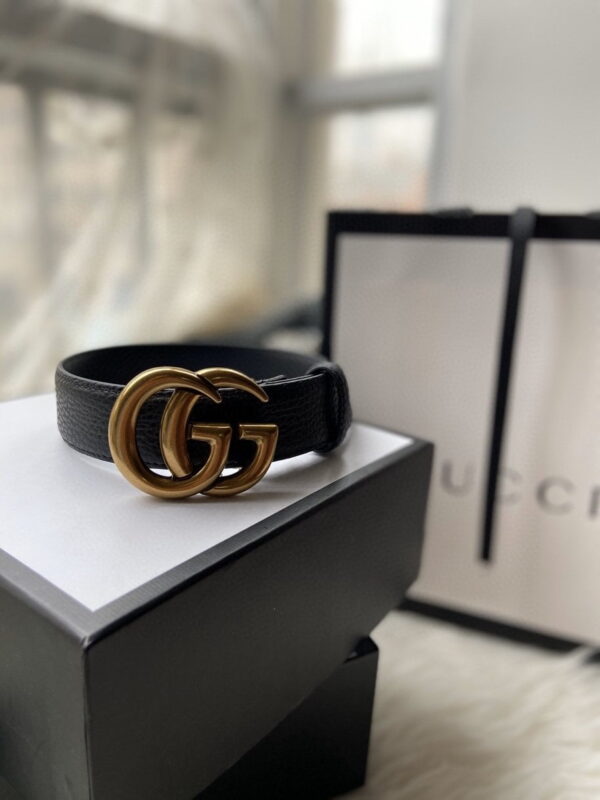 1:1 Replica Gucci GG Marmont Reversible Belt Black Reverses To Brown For Women, Women Belt 627055 CAO2T 8170
