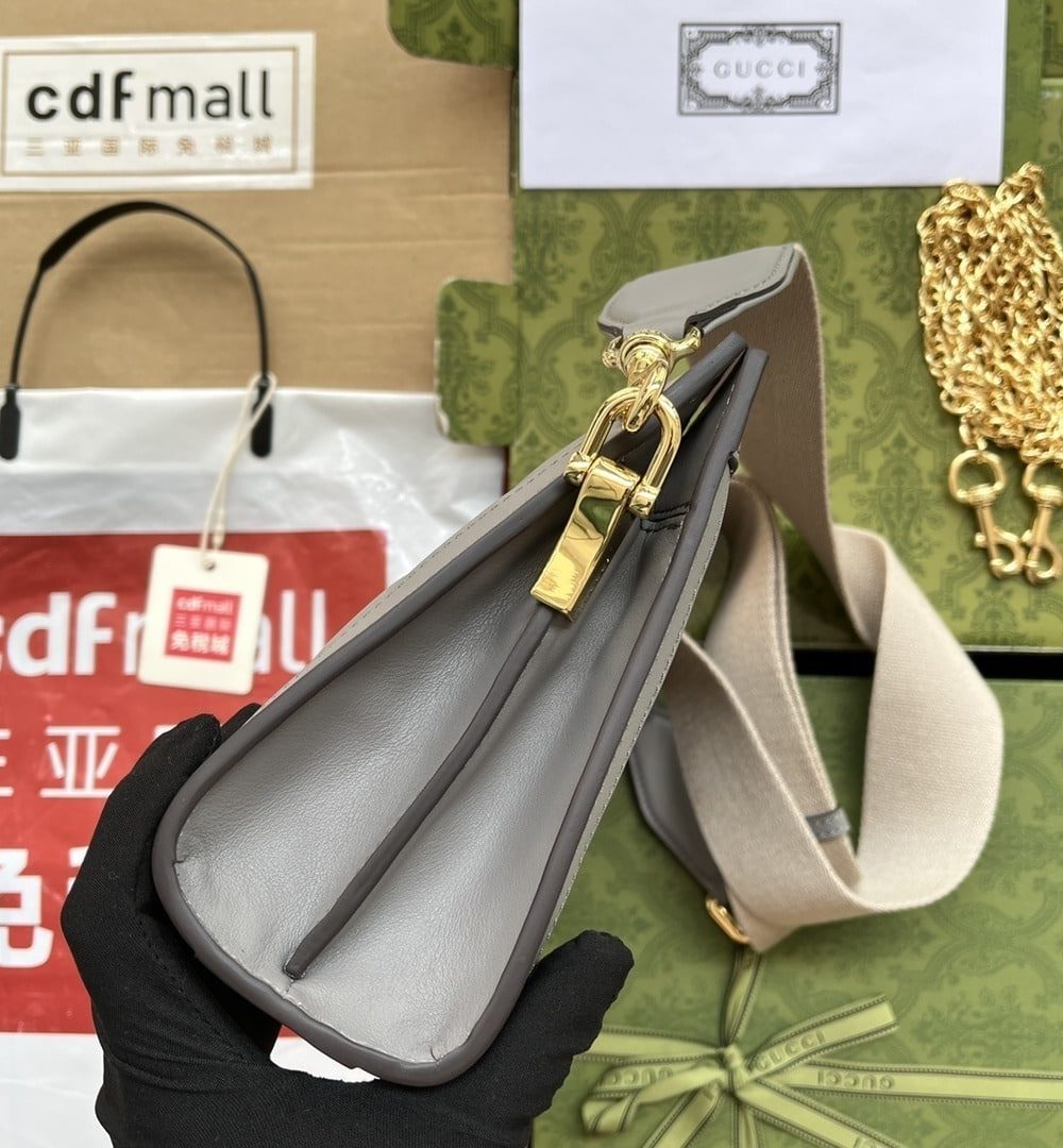 1:1 Replica Gucci GG Matelassé Small Bag Grey For Women, Women's Bags 10.2in/26cm GG‎ ‎702200 UM8HG 1563