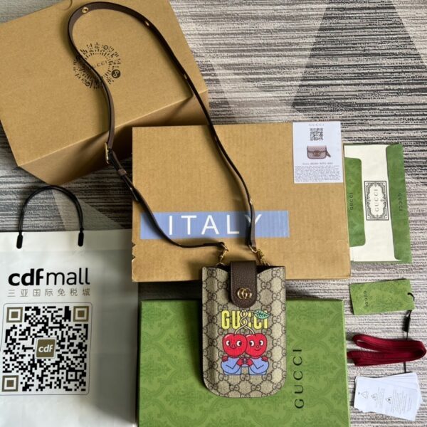 1:1 Replica Gucci GG Superme Mini Bag Beige And Ebony GG Supreme Canvas  For Women 6.7in/17cm GG