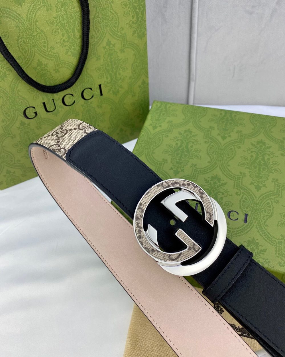 1:1 Replica Gucci GG Supreme Belt With Interlocking G Buckle Beige/Ebony And Black GG Supreme Canvas For Women, Women Belt