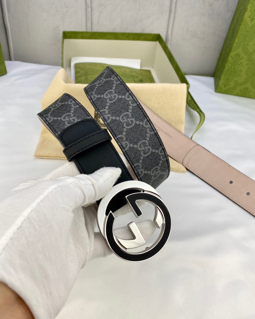 1:1 Replica Gucci GG Supreme Belt With Interlocking G Buckle Black/Grey GG Supreme Canvas With Black For Women, Women Belt