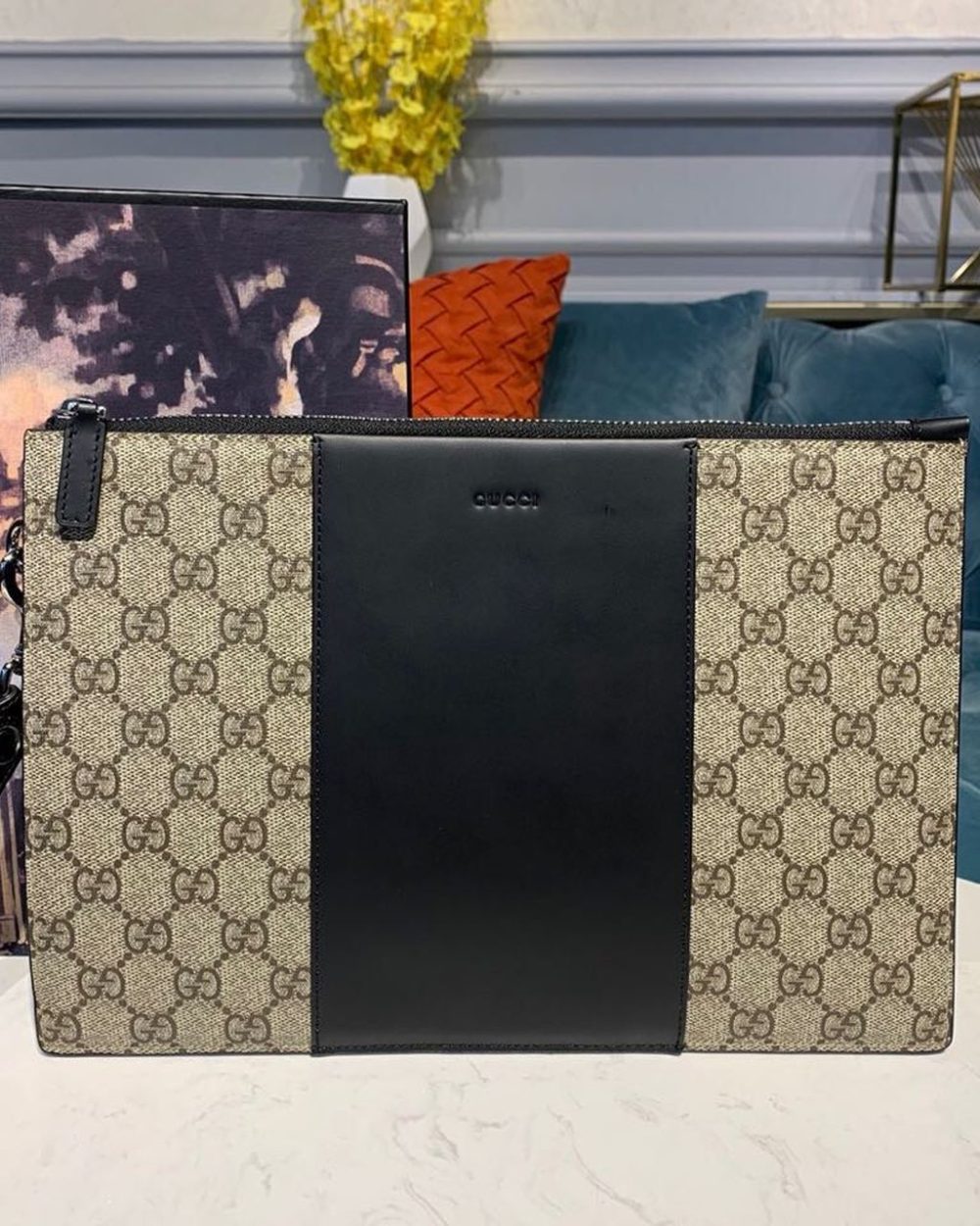 1:1 Replica Gucci GG Supreme Pouch Beige/Ebony GG Supreme Canvas For Men 12in/30cm GG ‎495017 KGDHN 9769