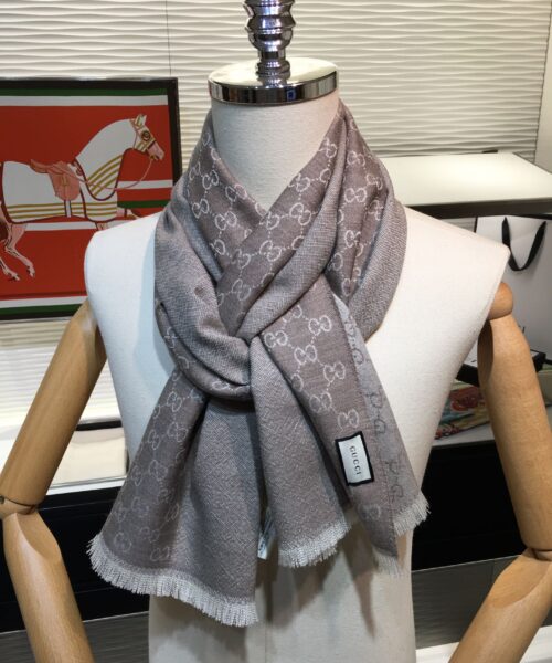 Gucci GG Wool Jacquard Scarf Grey 71in/180cm