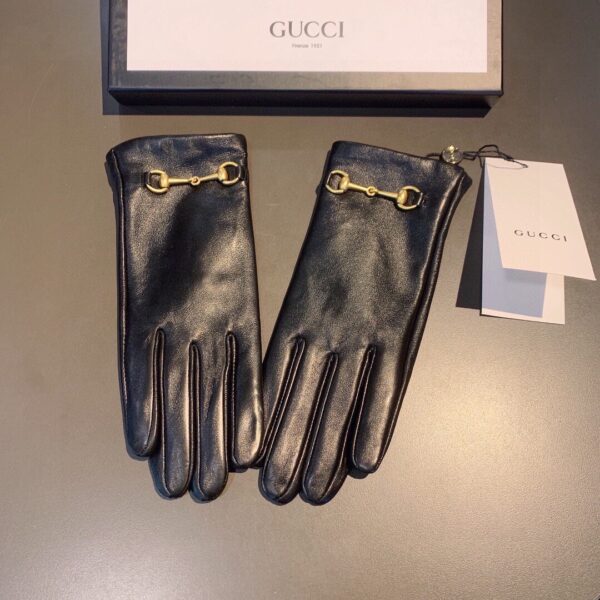 Gucci Gloves With Hoursebit In Black