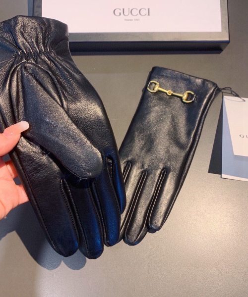 Gucci Gloves With Hoursebit In Black