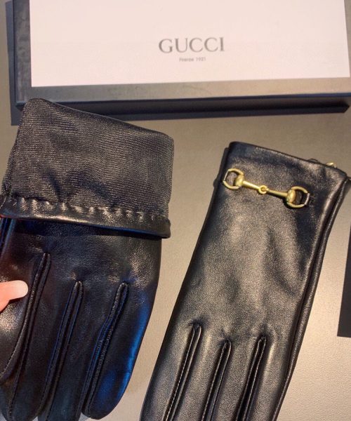Gucci Gloves With Hoursebit In Black