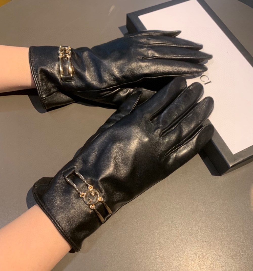 Gucci Gloves With Signature Double G Motif In Black