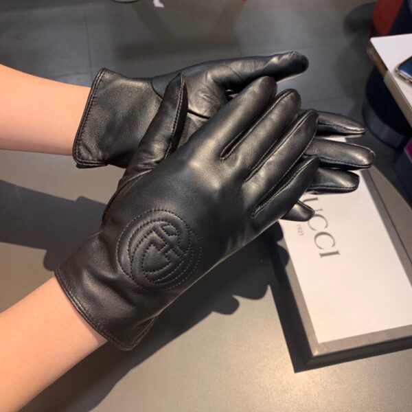 Gucci Gloves With Signature Double G Motif In Black