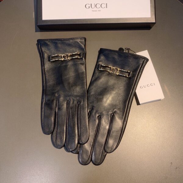 Gucci Gloves With Signature Double G Motif In Black