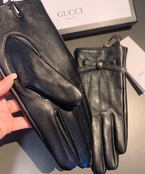 Gucci Gloves With Signature Double G Motif In Black