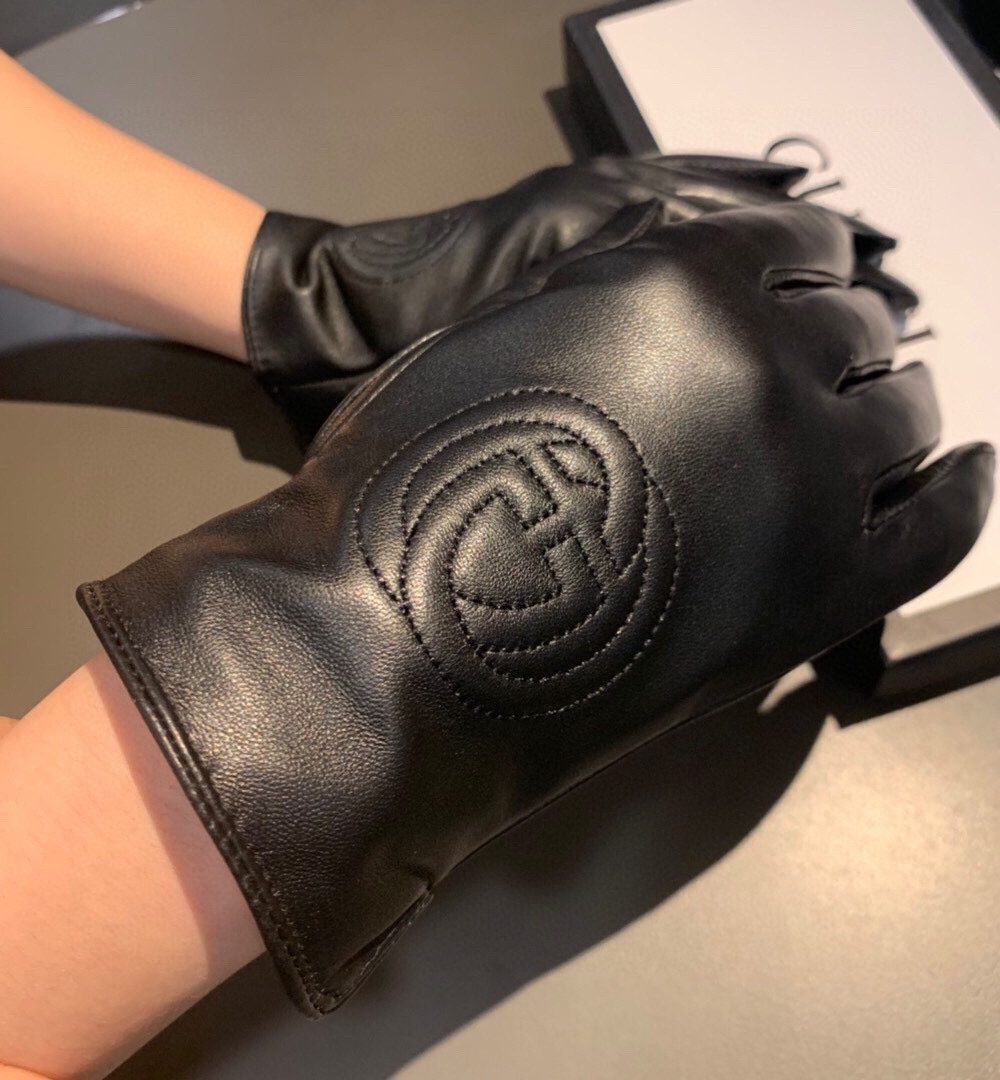 Gucci Gloves With Signature Double G Motif In Black