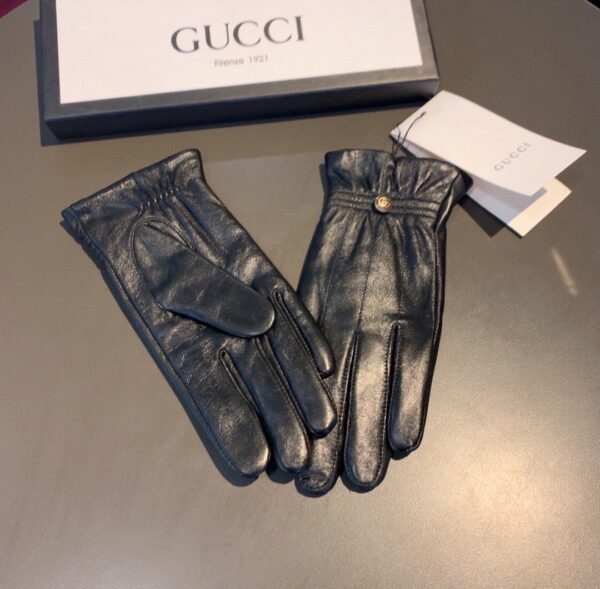 Gucci Gloves With Signature Double G Motif In Black