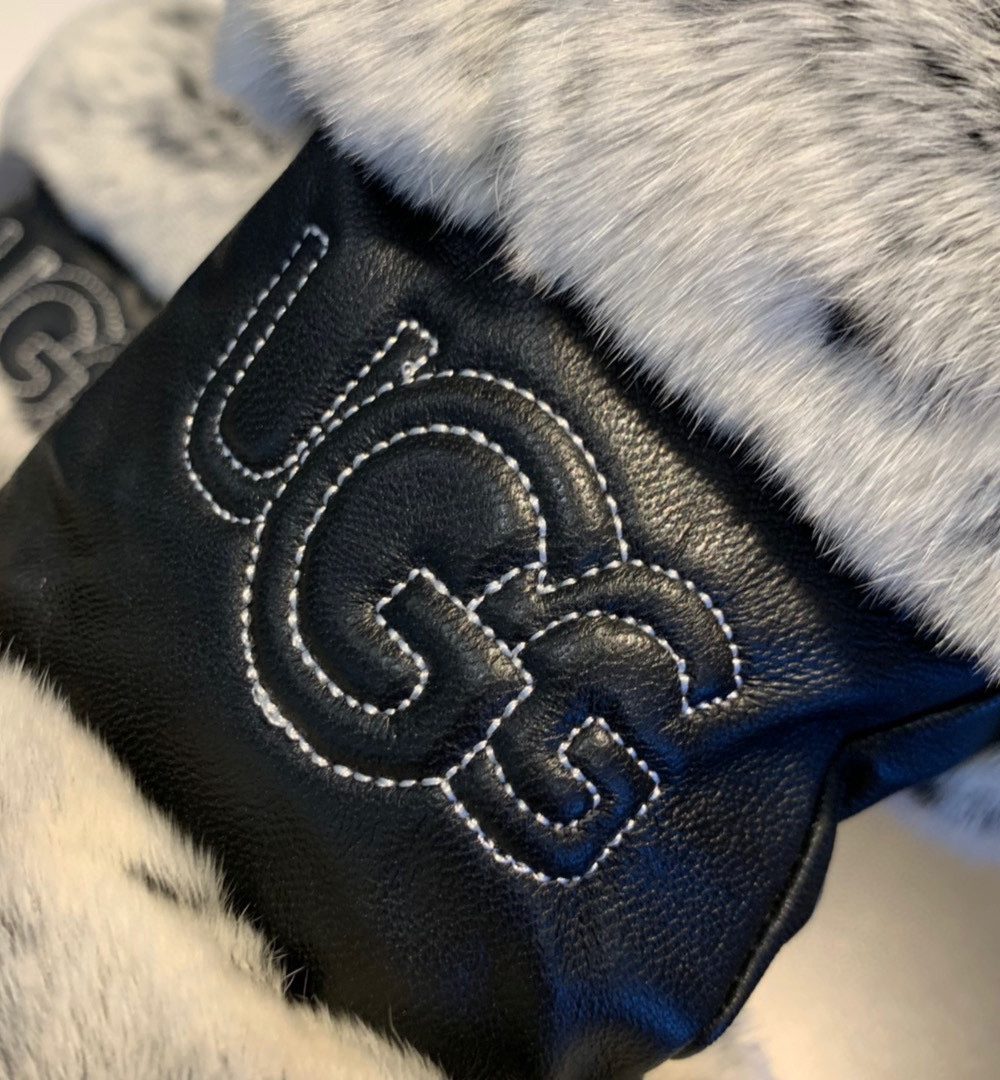 Gucci Gloves With Signature Double G Motif In Black