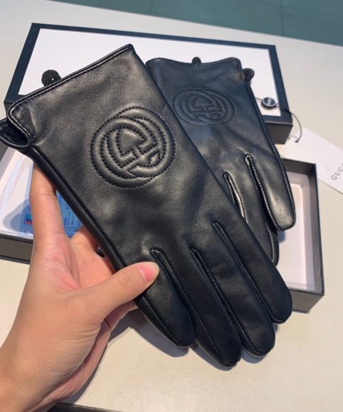 Gucci Gloves With Signature Double G Motif In Black