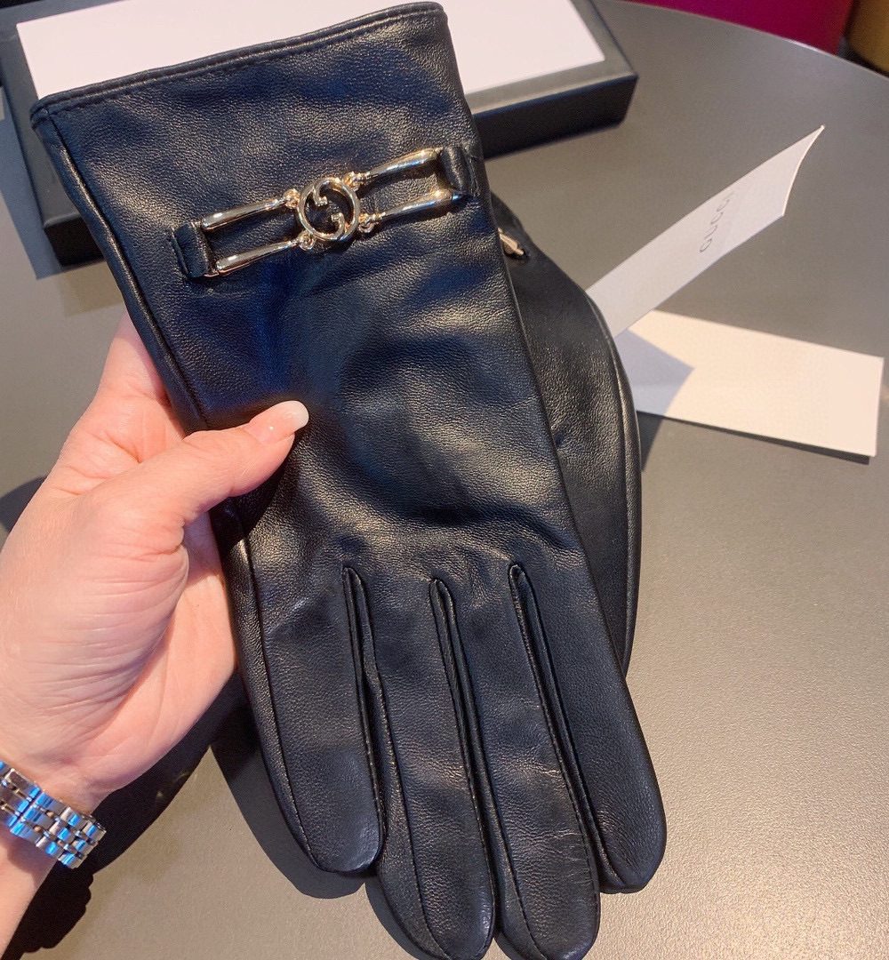Gucci Gloves With Signature Double G Motif In Black