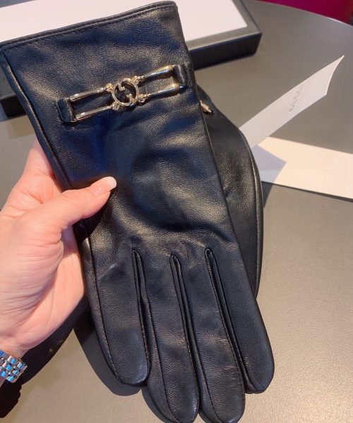Gucci Gloves With Signature Double G Motif In Black