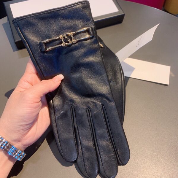 Gucci Gloves With Signature Double G Motif In Black