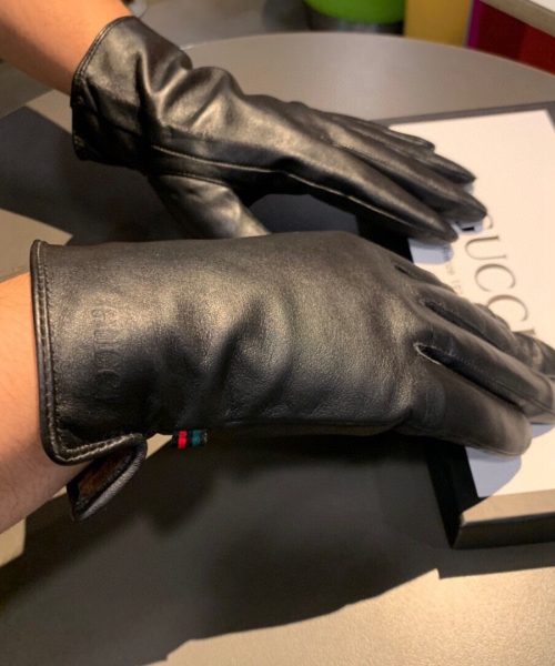 Gucci Gloves With Signature Double G Motif In Black