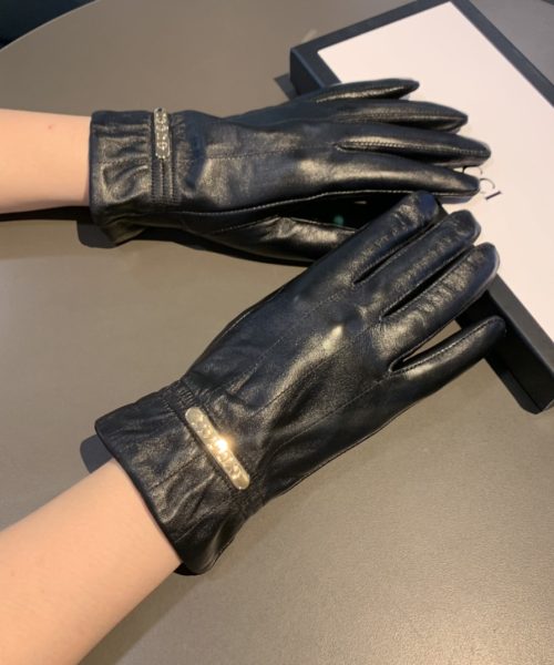 Gucci Gloves With Signature Double G Motif In Black