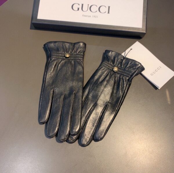 Gucci Gloves With Signature Double G Motif In Black