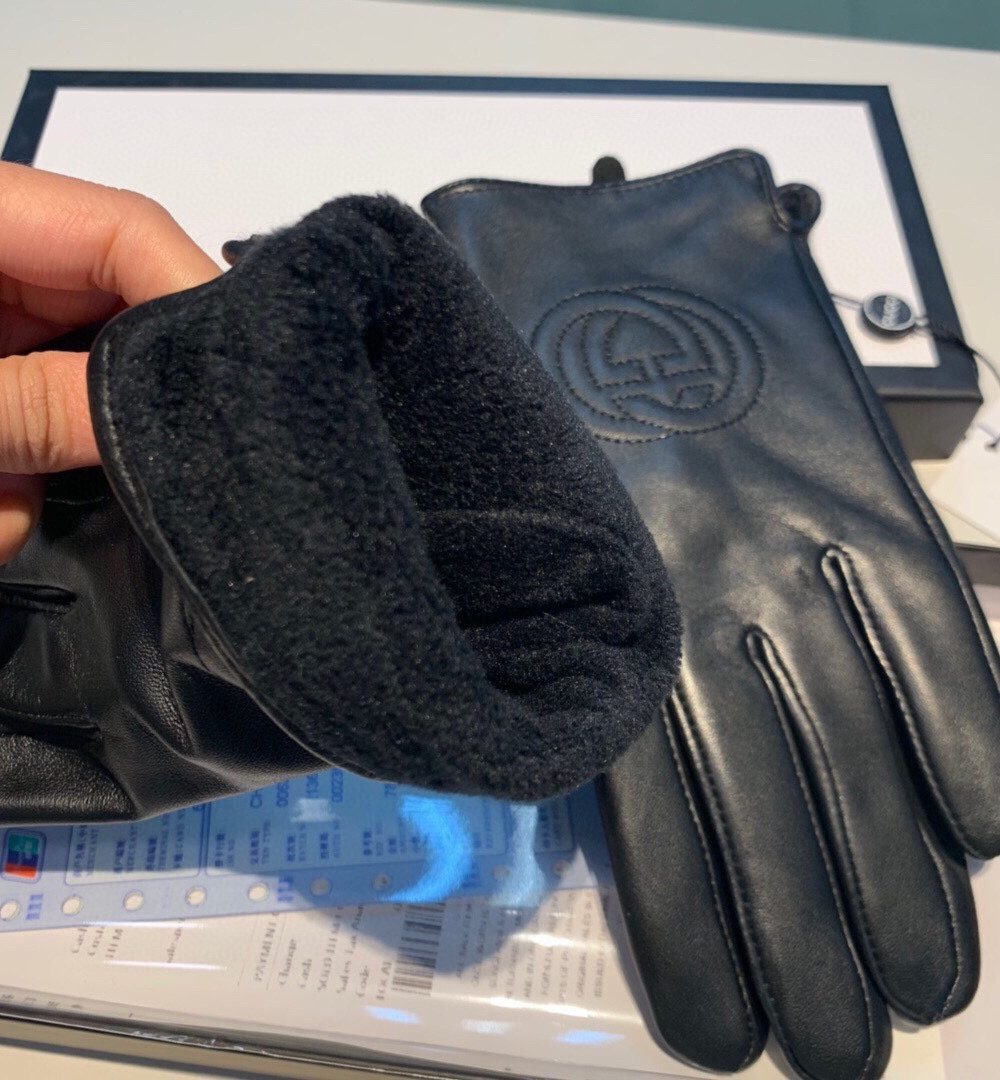 Gucci Gloves With Signature Double G Motif In Black