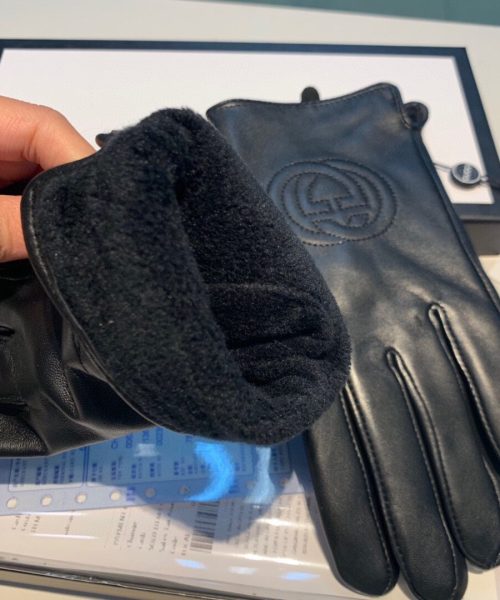 Gucci Gloves With Signature Double G Motif In Black
