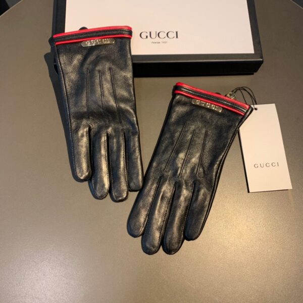 Gucci Gloves With Signature Double G Motif In Black