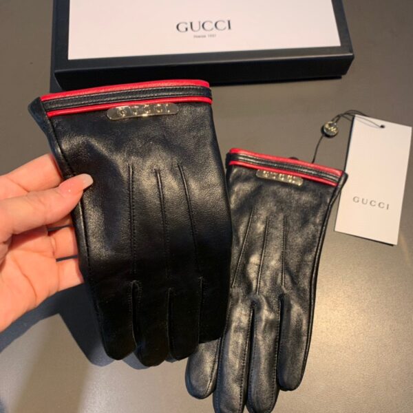 Gucci Gloves With Signature Double G Motif In Black