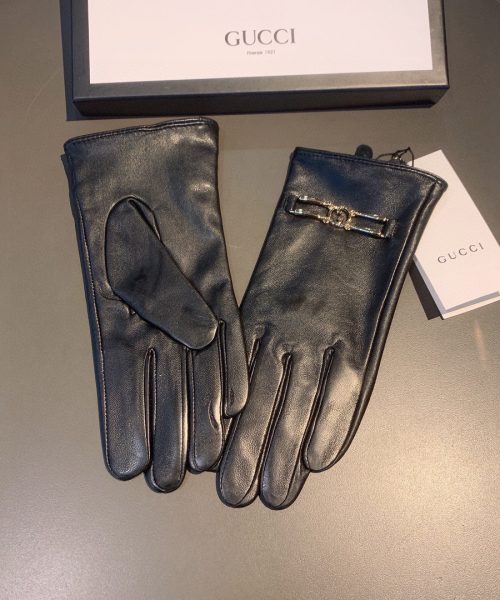 Gucci Gloves With Signature Double G Motif In Black