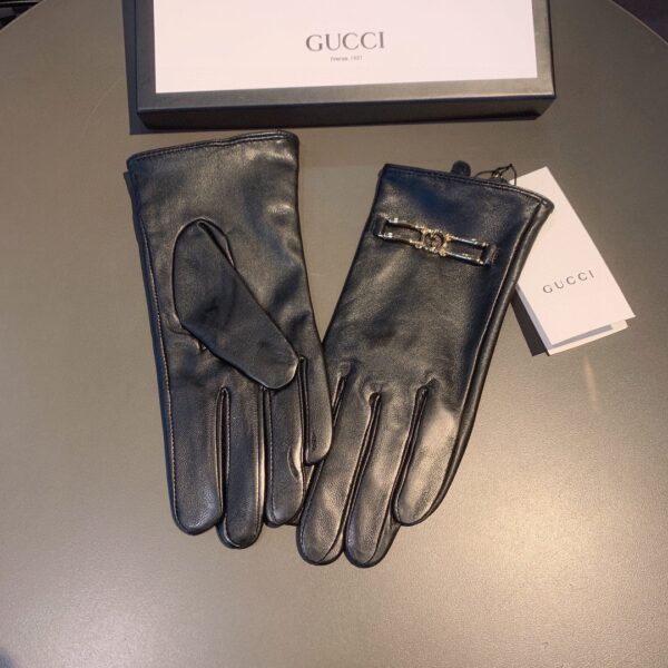 Gucci Gloves With Signature Double G Motif In Black