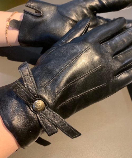 Gucci Gloves With Signature Double G Motif In Black
